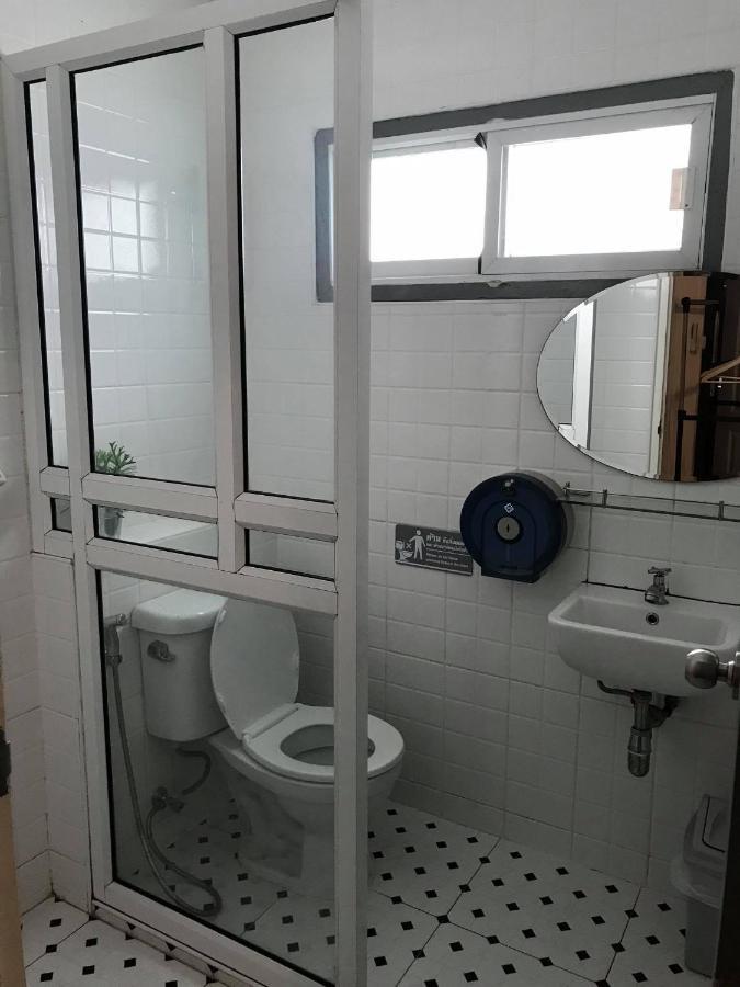 Jindabyne Cafe & Hostel Chiang Mai Esterno foto