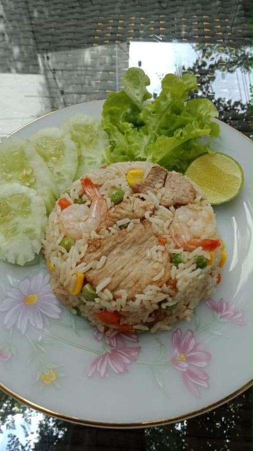 Jindabyne Cafe & Hostel Chiang Mai Esterno foto
